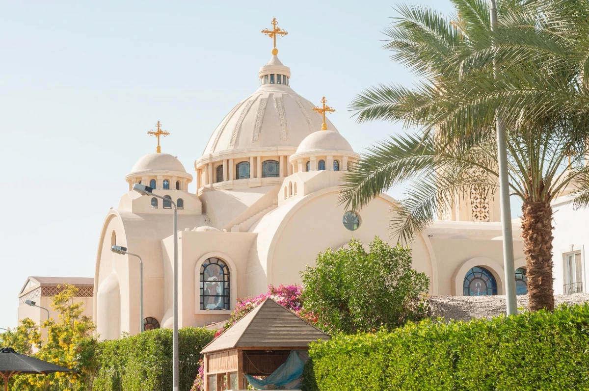 Şarm El Şeyh’teki Göksel Katedral’in dış cephesi görünümü